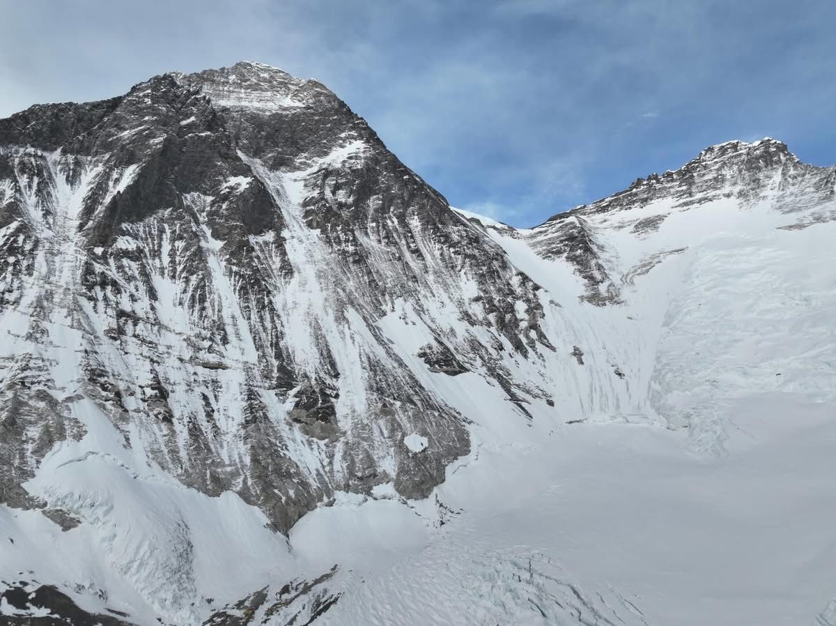 Joint EOAN team fixes Everest route to Camp III, eyes turn to South Col